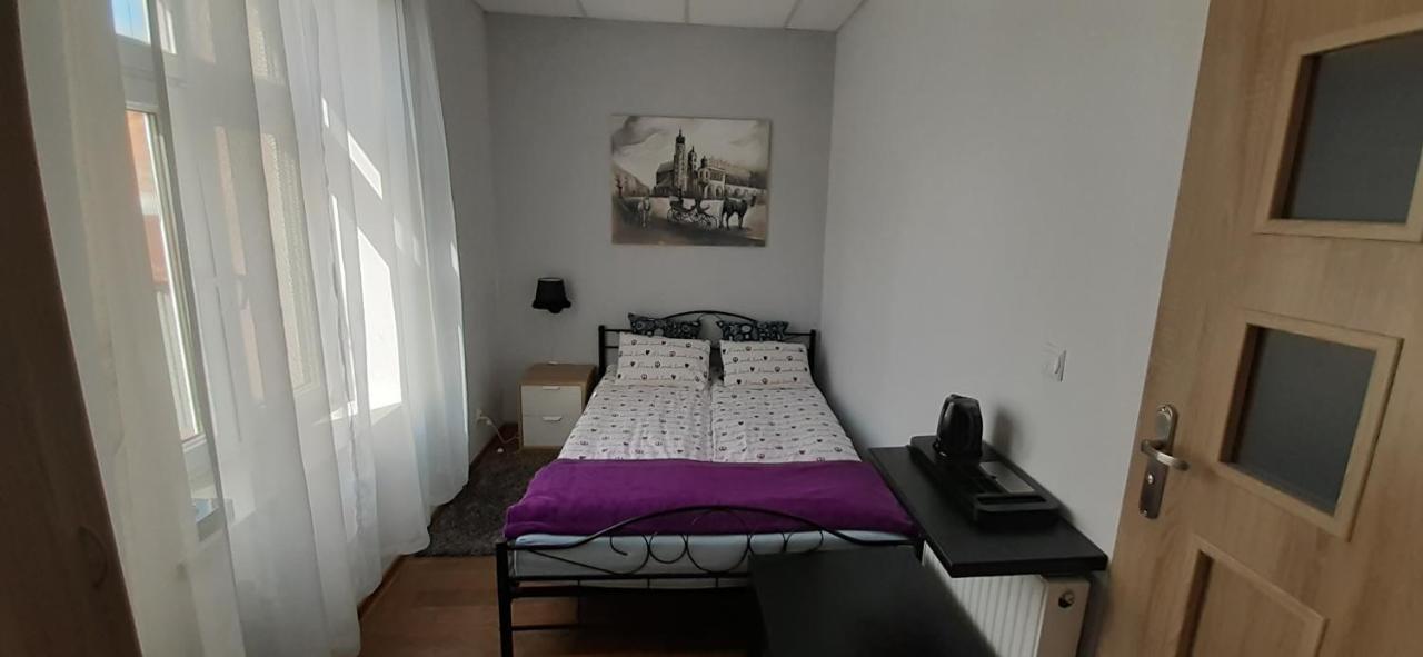 Krakow Chilli Hostel מראה חיצוני תמונה